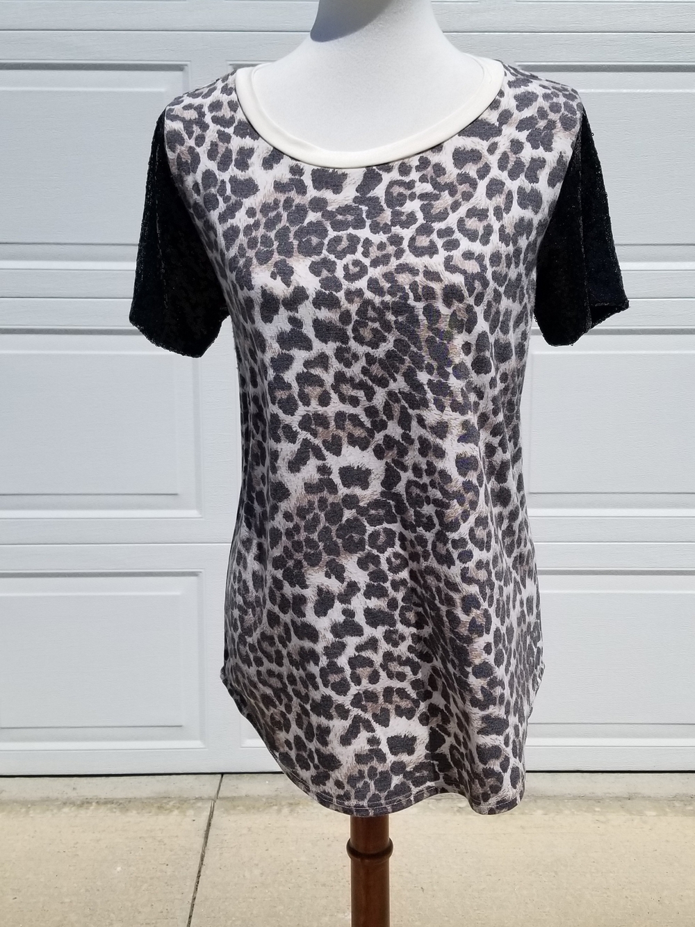 Leopard Print Short-Sleeve Women's Top With Sequin Sleeves